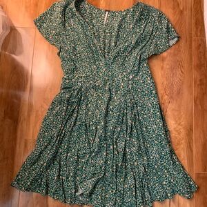 Free people green floral mini